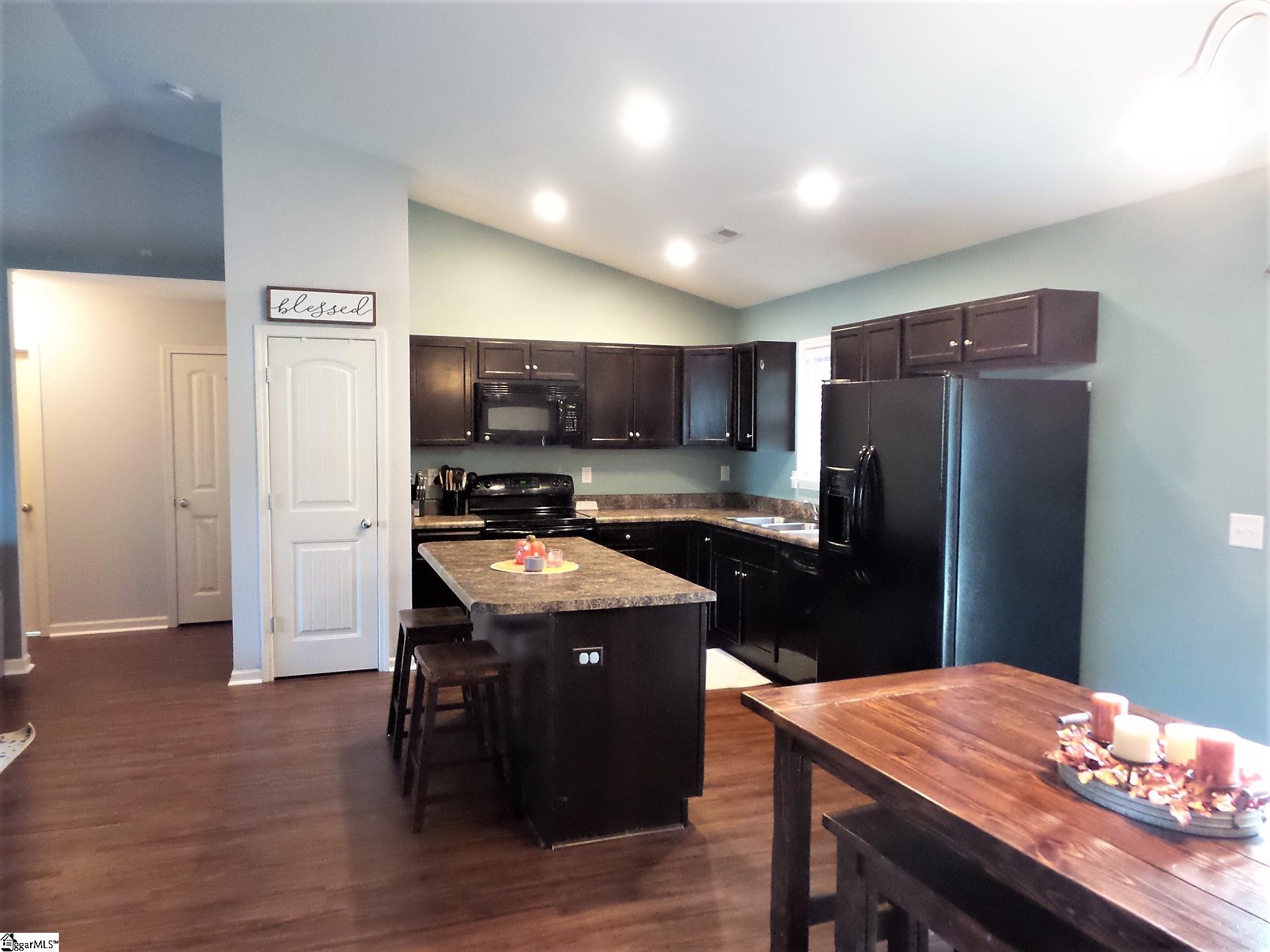 403 Mandys Meadow Drive Inman, SC 29349 - Photo 2 of 36