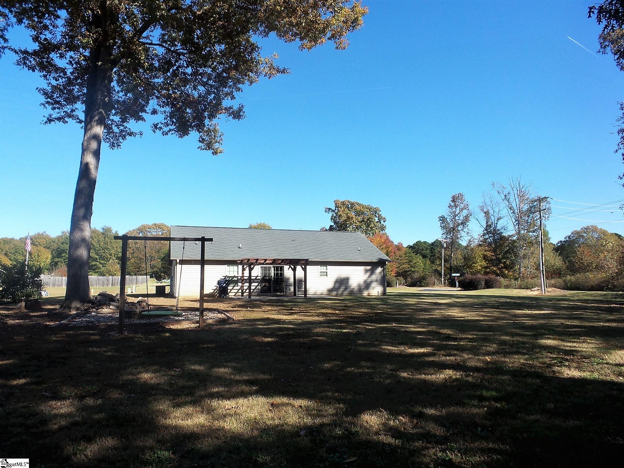 403 Mandys Meadow Drive Inman, SC 29349 - Photo 18 of 36