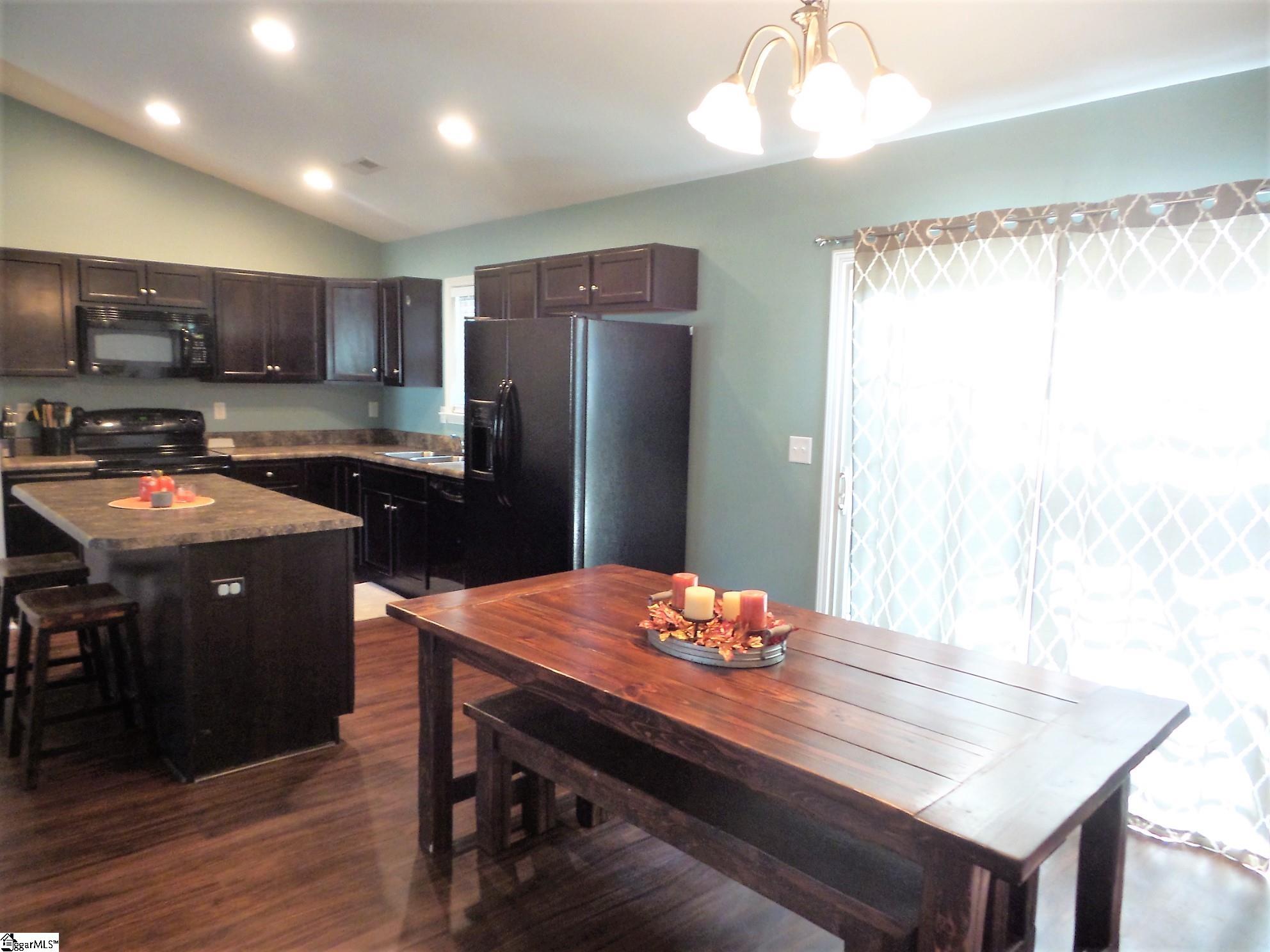 403 Mandys Meadow Drive Inman, SC 29349 - Photo 5 of 36