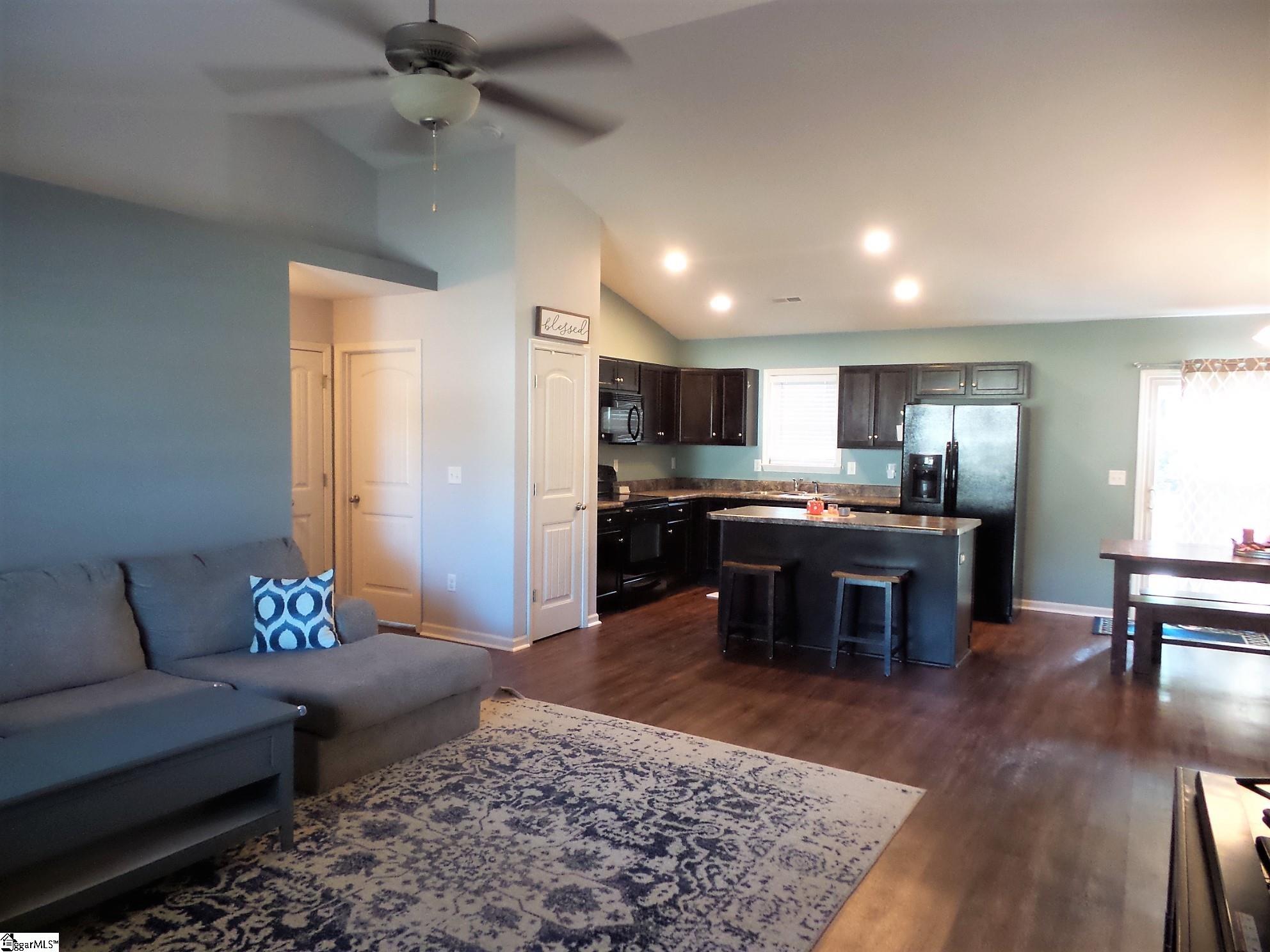 403 Mandys Meadow Drive Inman, SC 29349 - Photo 10 of 36