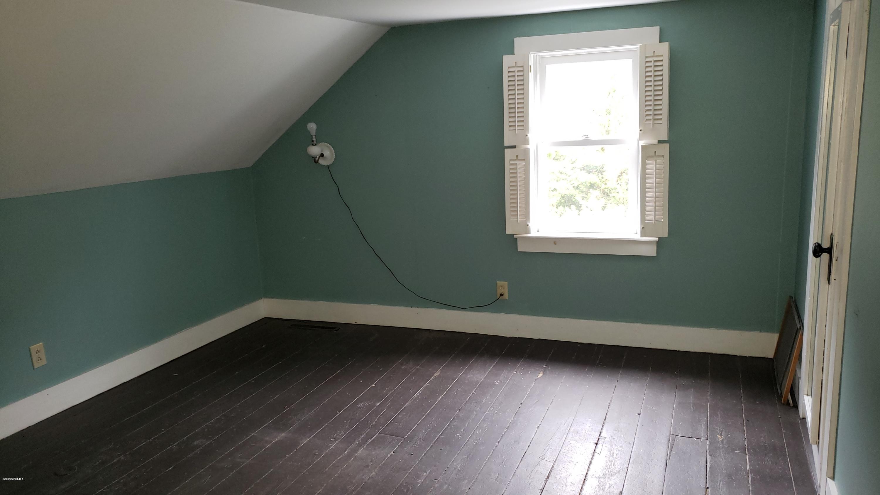 518 Cold Spring Road Williamstown, MA 01267 - Photo 35 of 42 Bedrm 1