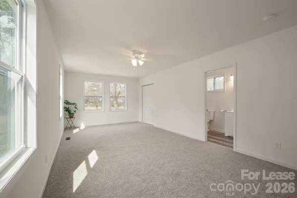 $1,800 | 1417 North Oakwood Street, Gastonia, NC 28052