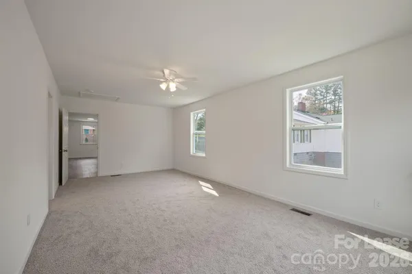 $1,800 | 1417 North Oakwood Street, Gastonia, NC 28052