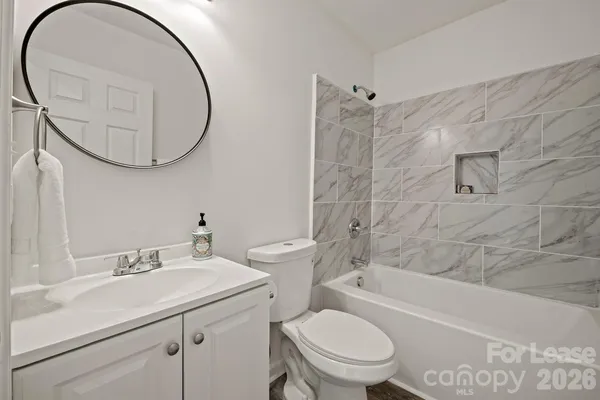 $1,800 | 1417 North Oakwood Street, Gastonia, NC 28052