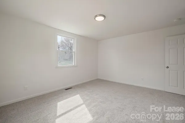 $1,800 | 1417 North Oakwood Street, Gastonia, NC 28052