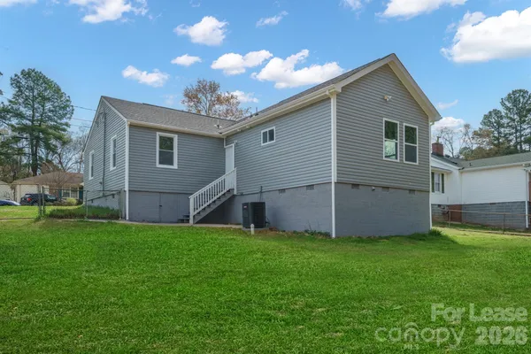 $1,800 | 1417 North Oakwood Street, Gastonia, NC 28052