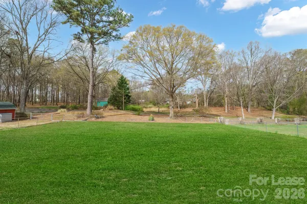 $1,800 | 1417 North Oakwood Street, Gastonia, NC 28052