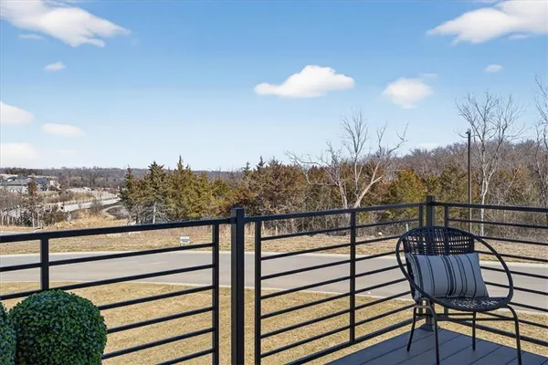 $590,000 | 9310 Freedom Street, Lenexa, KS 66227