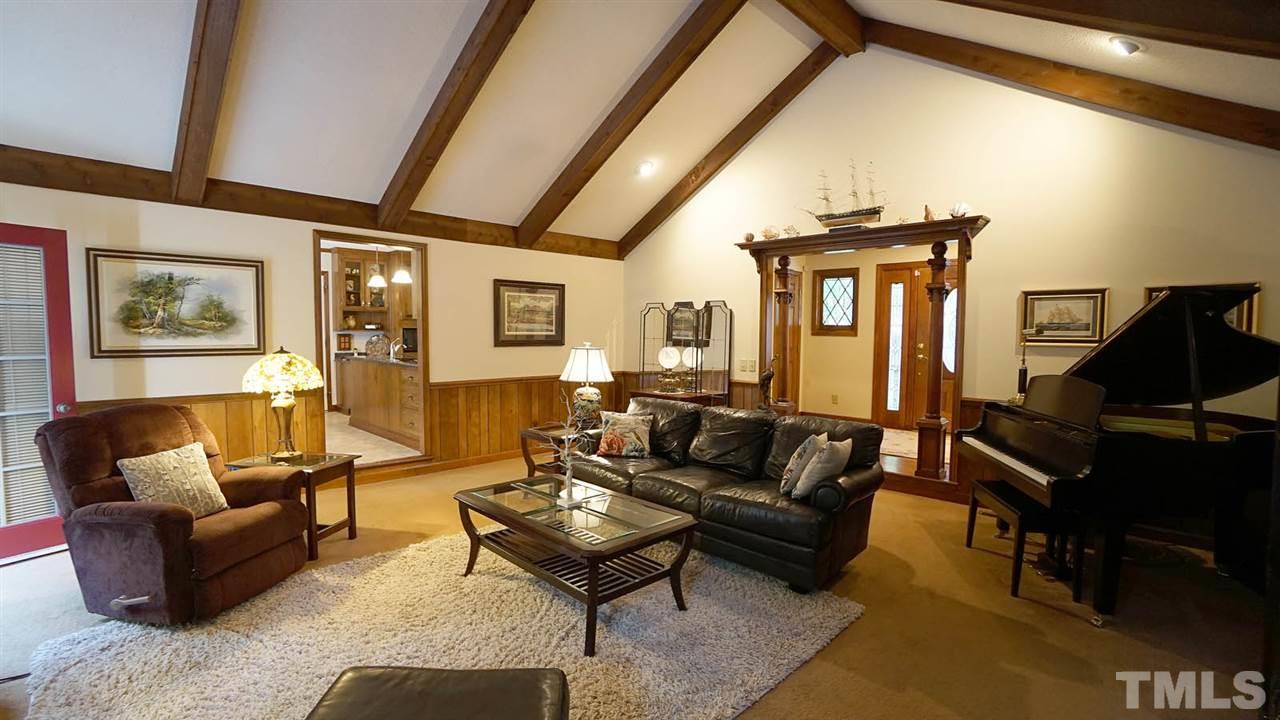 5113 Forest Creek Road Raleigh, NC 27606 - Photo 5 of 30 Gallery Image 5