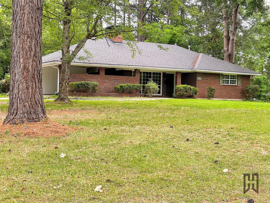 702 Browning Drive Springhill, LA 71075 - Photo 2 of 26