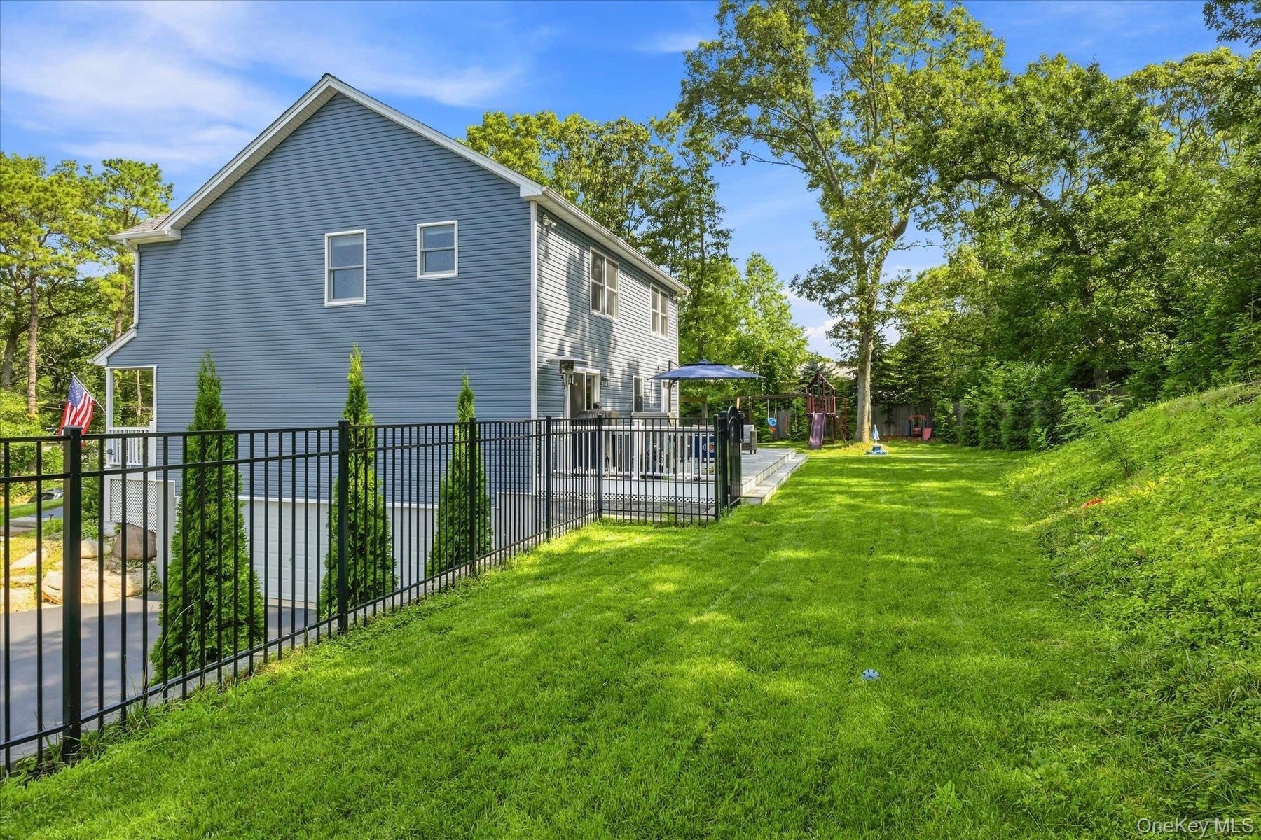169 Overhill Road Wading River, NY 11792 - Photo 27 of 29 Gallery Image 27
