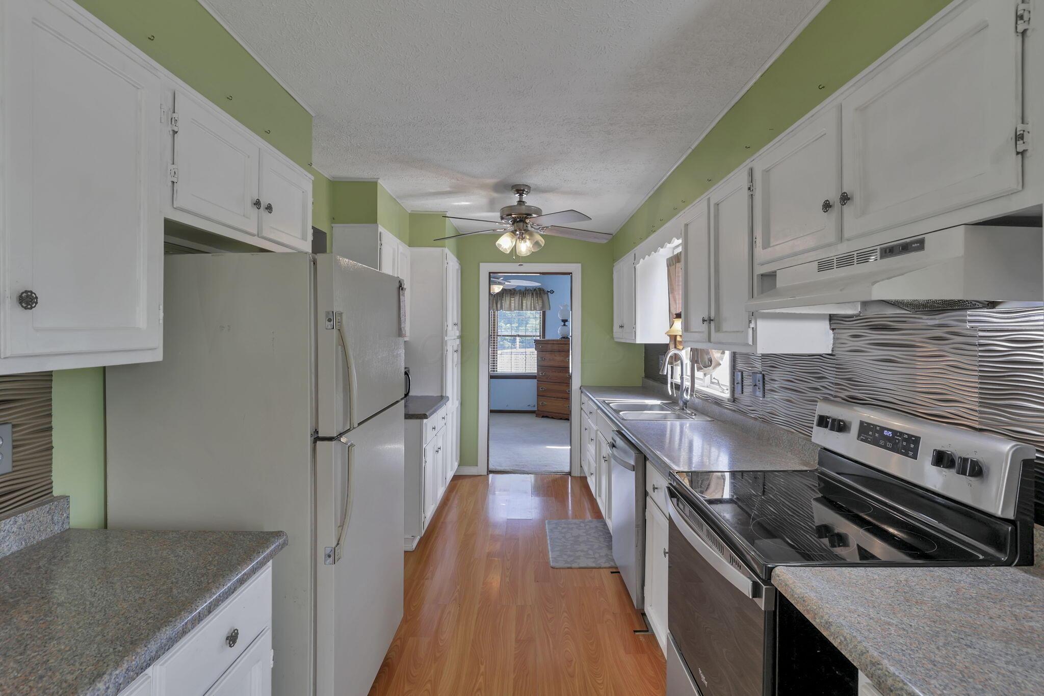 6605 Lancaster Road Hebron, OH 43025 - Photo 11 of 53 27-web-or-mls-0N4A8962