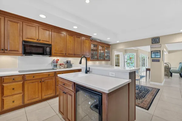 $9,500 | 2871 Northeast 26th Court, Fort Lauderdale, FL 33306