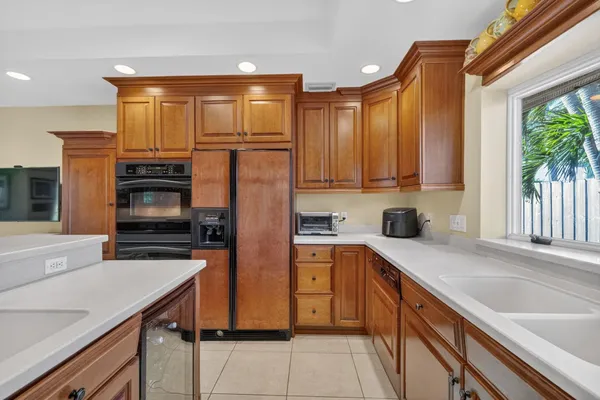 $9,500 | 2871 Northeast 26th Court, Fort Lauderdale, FL 33306