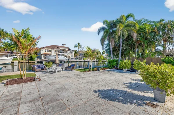 $9,500 | 2871 Northeast 26th Court, Fort Lauderdale, FL 33306