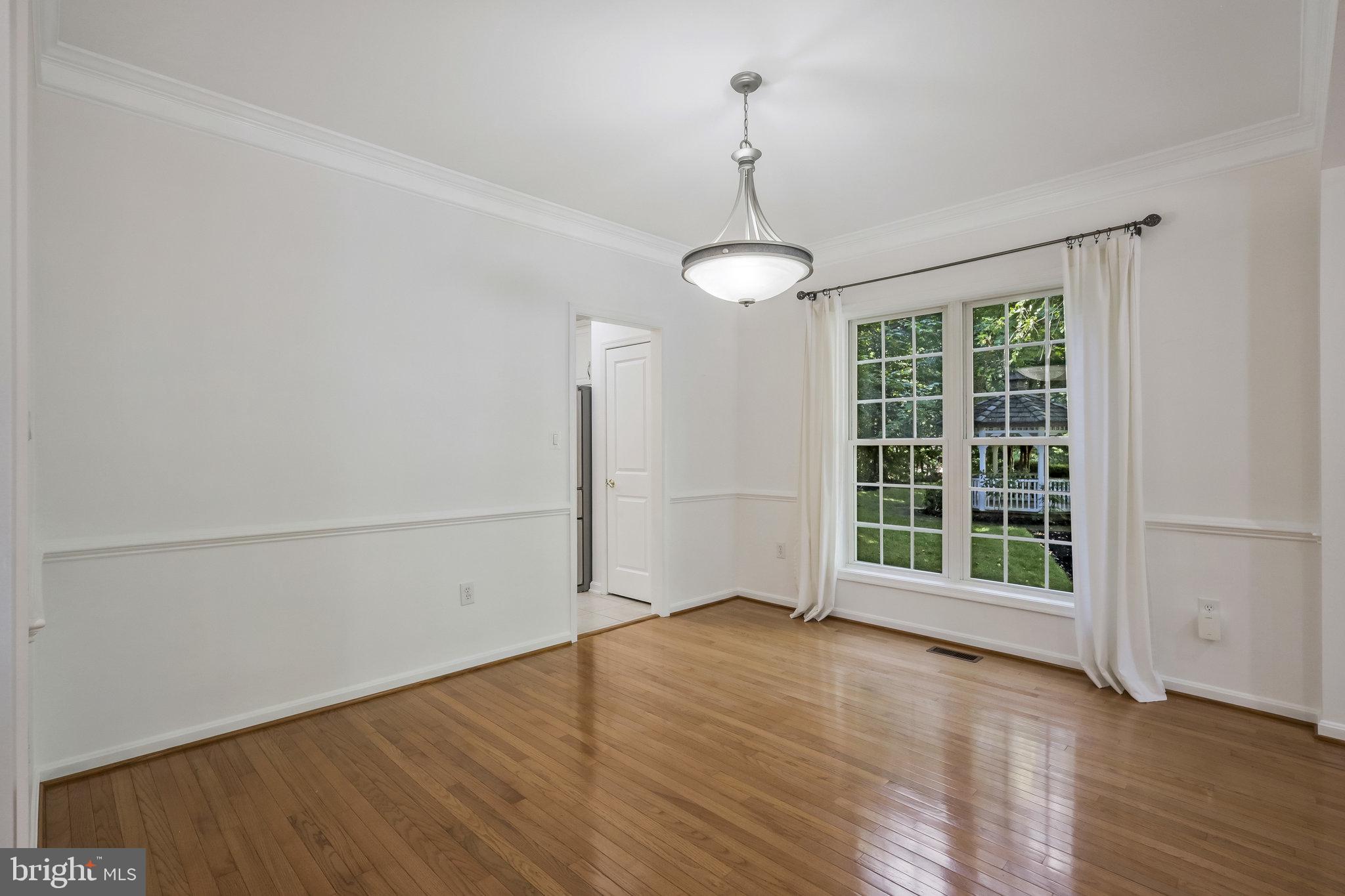 7715 Ridgepark Court Springfield, VA 22153 - Photo 14 of 69 Dining Room