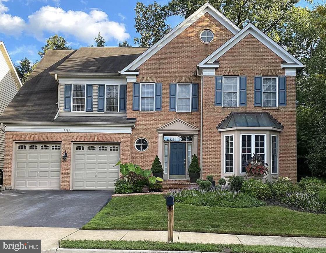 7715 Ridgepark Court Springfield, VA 22153 - Photo 2 of 69 Gallery Image 2