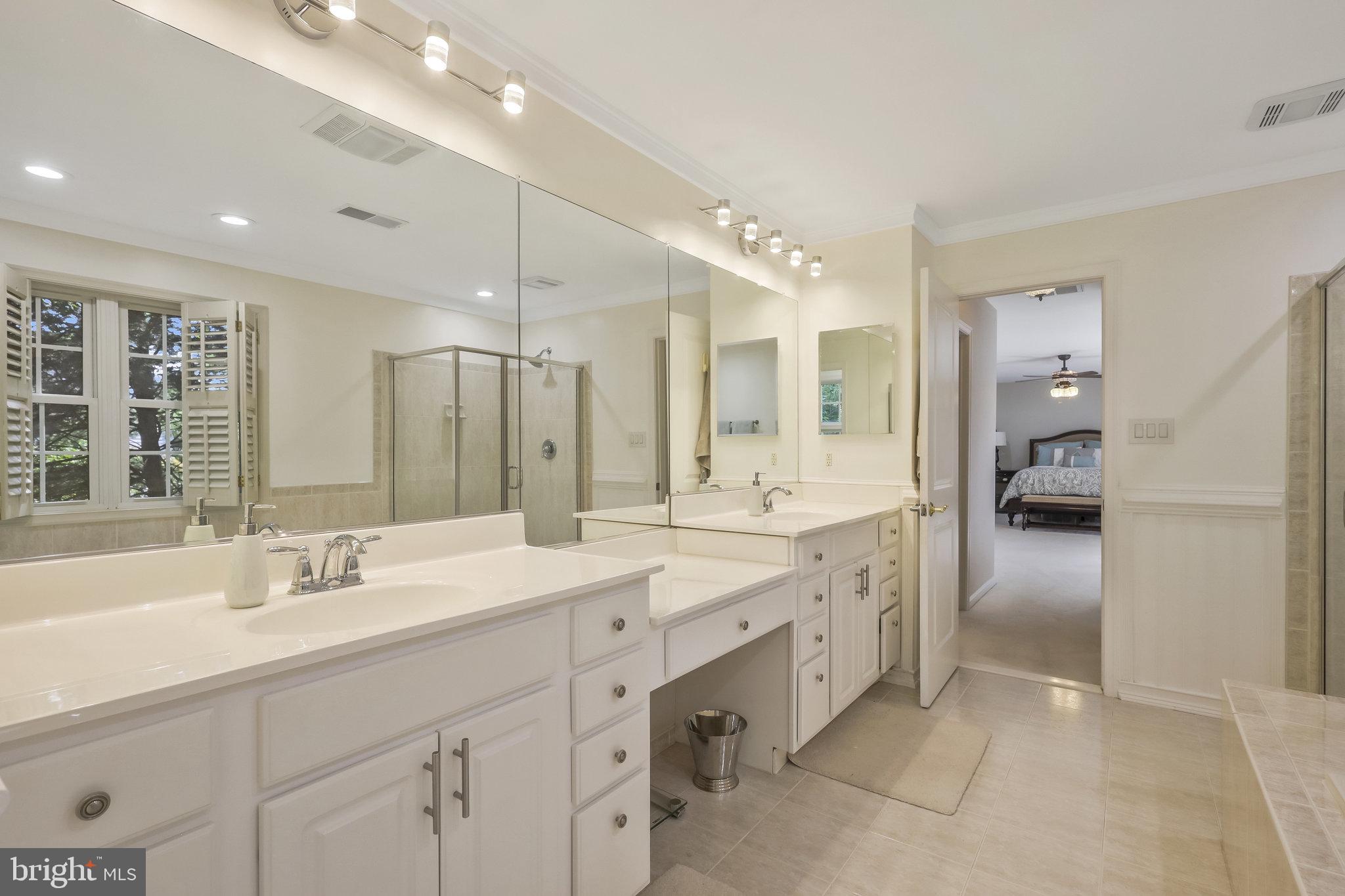 7715 Ridgepark Court Springfield, VA 22153 - Photo 44 of 69 Dual Vanities