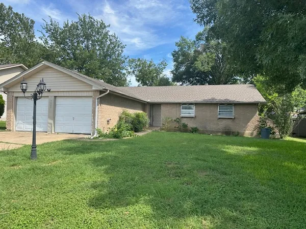 $1,750 | 1001 Ridgeline Drive, Round Rock, TX 78664