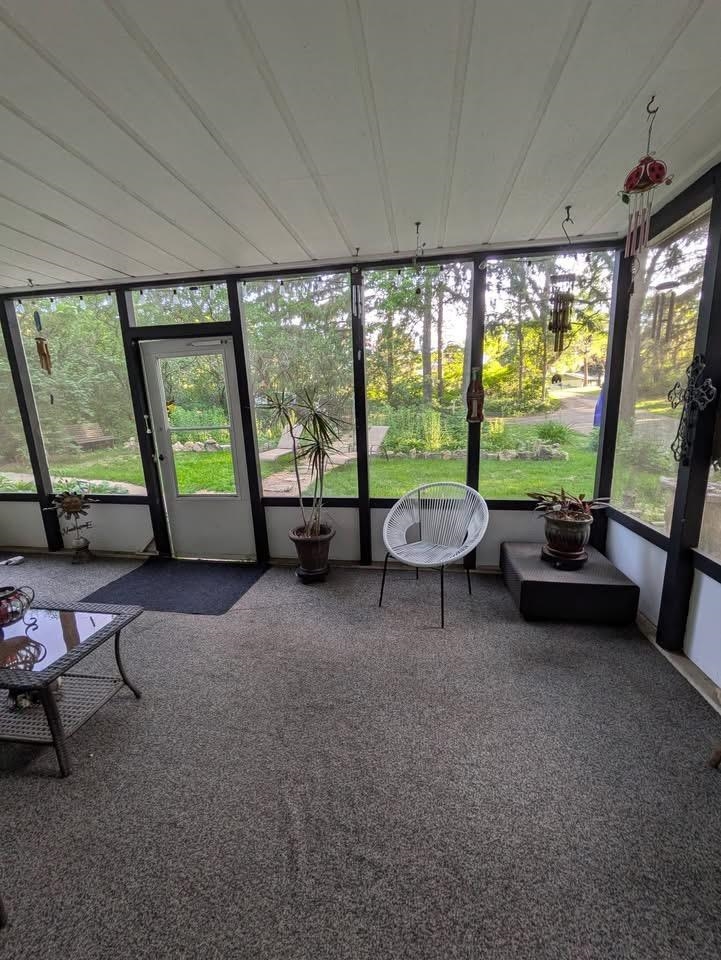 521 Cedar Creek Road Freeport, IL 61032 - Photo 6 of 33