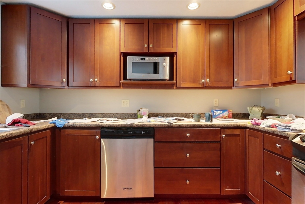 113 West Street Pepperell, MA 01463 - Photo 4 of 35