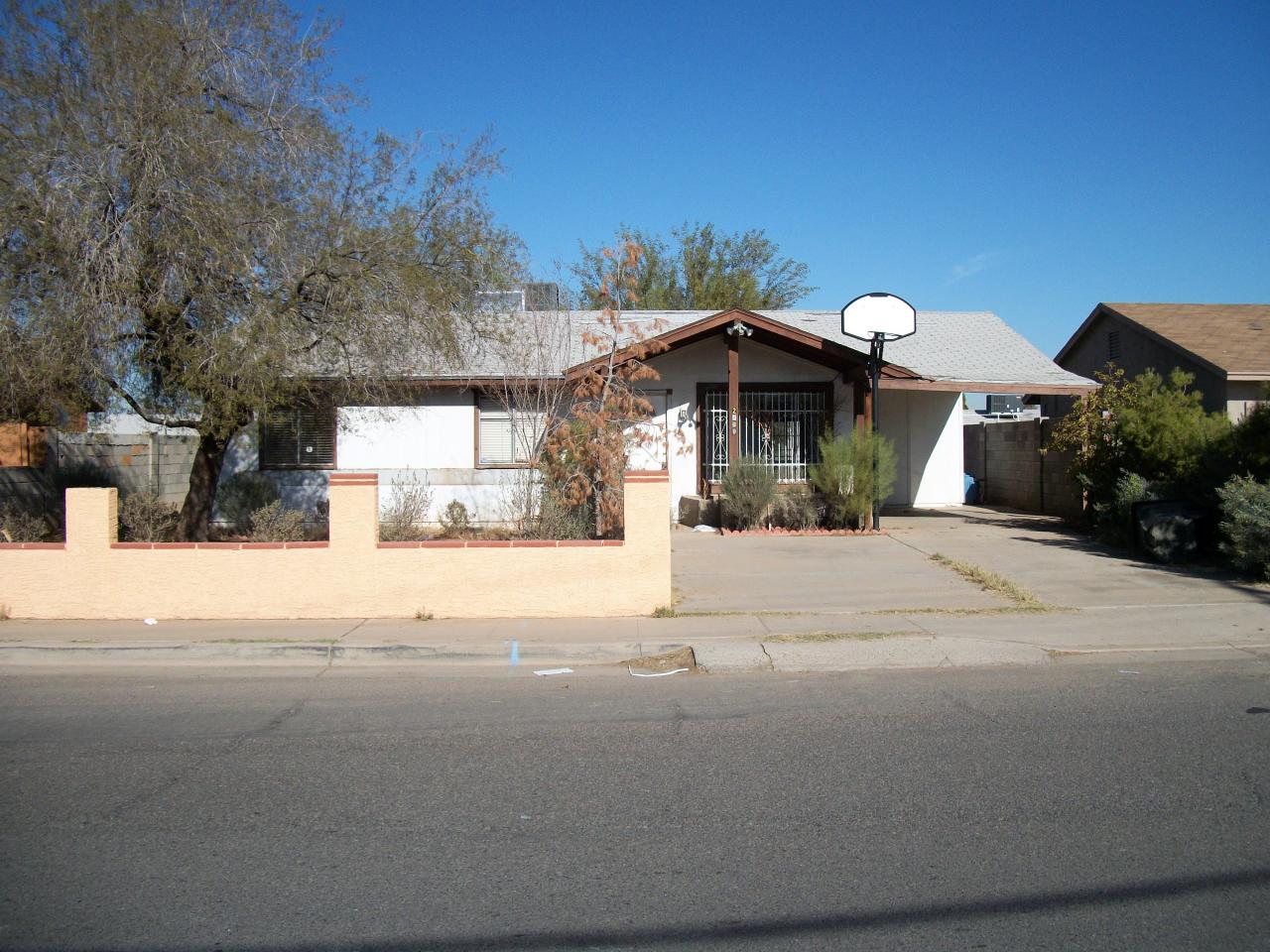 2040 West Roeser Road Phoenix, AZ 85041 - Photo 1 of 1 front