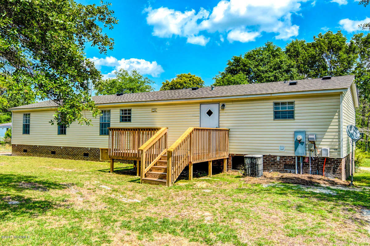 220 Chapel Ridge Road Richlands, NC 28574 - Photo 25 of 27 220 Chapel Ridge-5