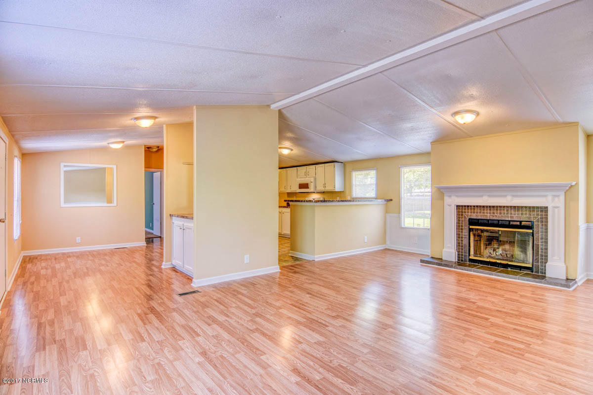 220 Chapel Ridge-11