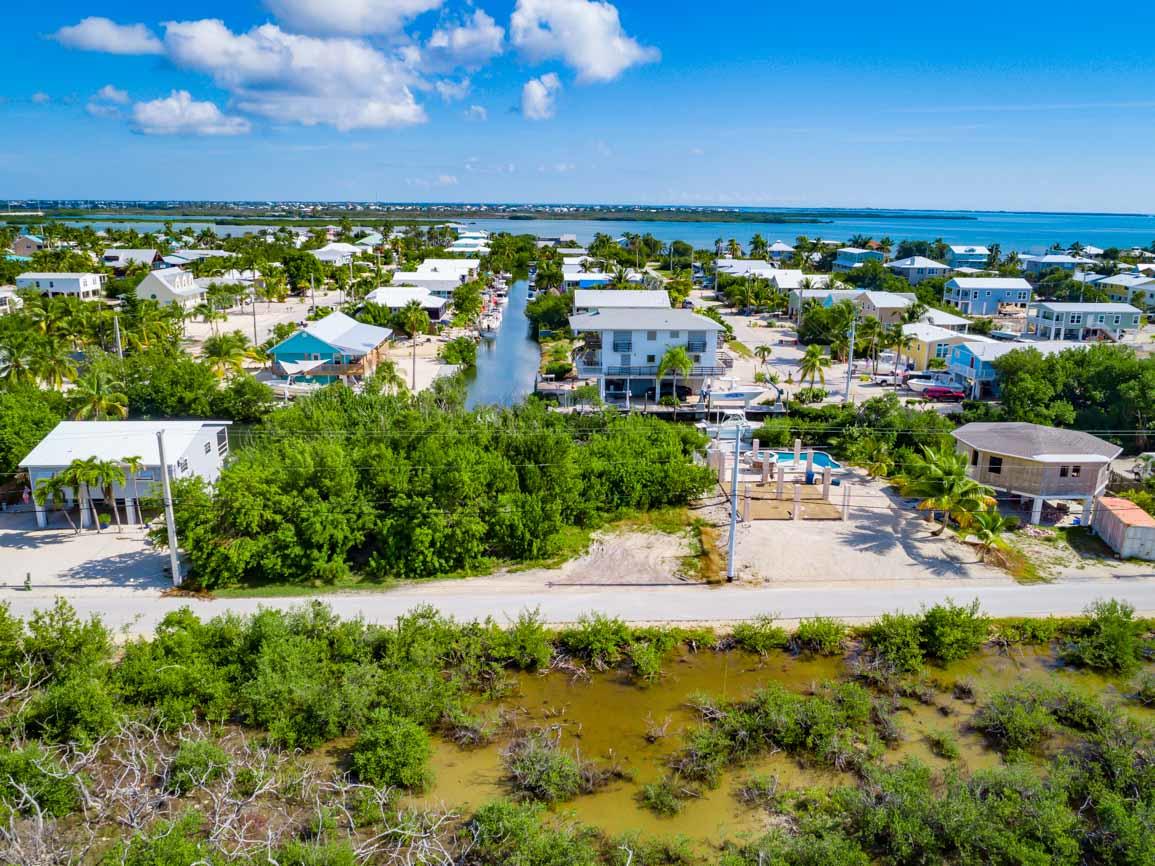 253 Indies Road Summerland Key, FL 33042 - Photo 10 of 12 Crest Lot 20 Indies-4