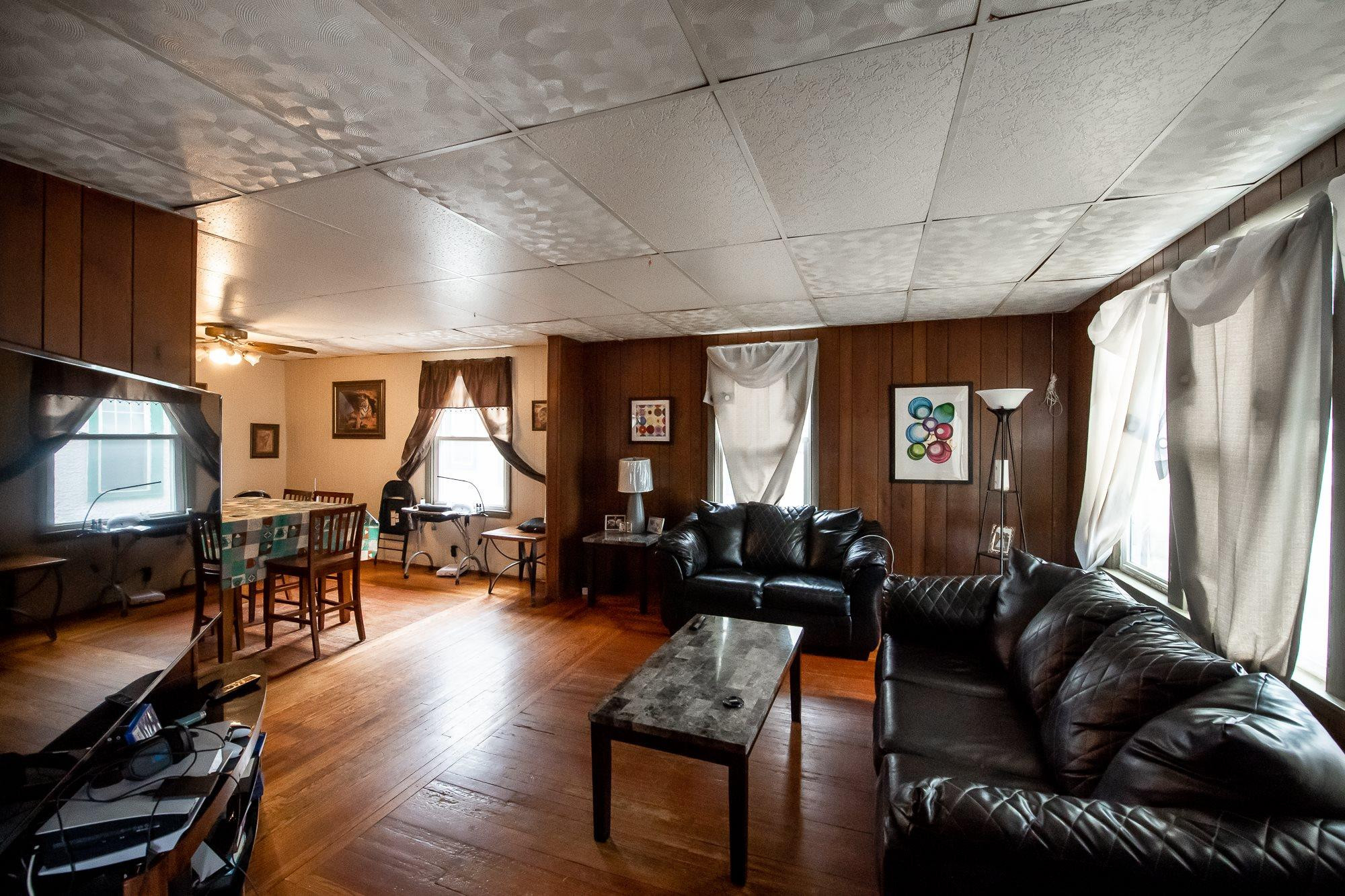 1806 Lenox Road Schenectady, NY 12308 - Photo 3 of 23 Photo 3