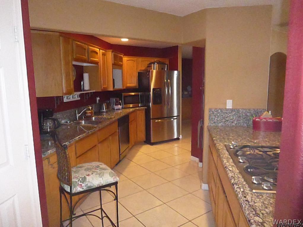 2073 Pegasus Ranch Road Bullhead City, AZ 86429 - Photo 12 of 36 Kitchen View