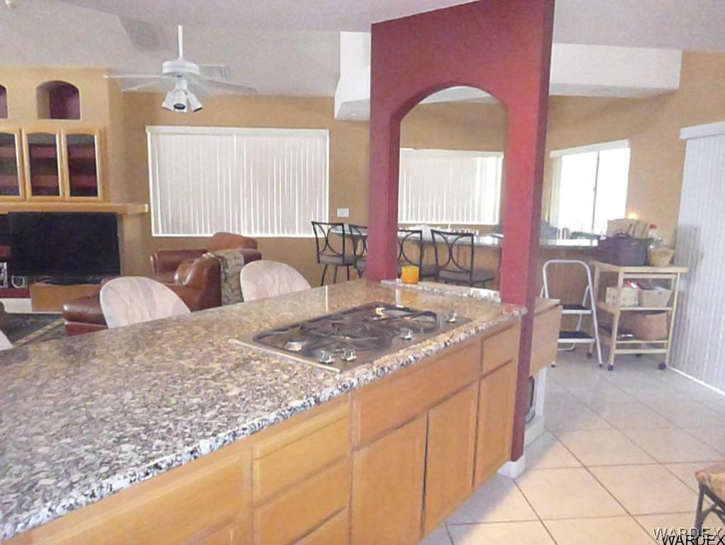 2073 Pegasus Ranch Road Bullhead City, AZ 86429 - Photo 14 of 36 View KitchenBarLivingRoom