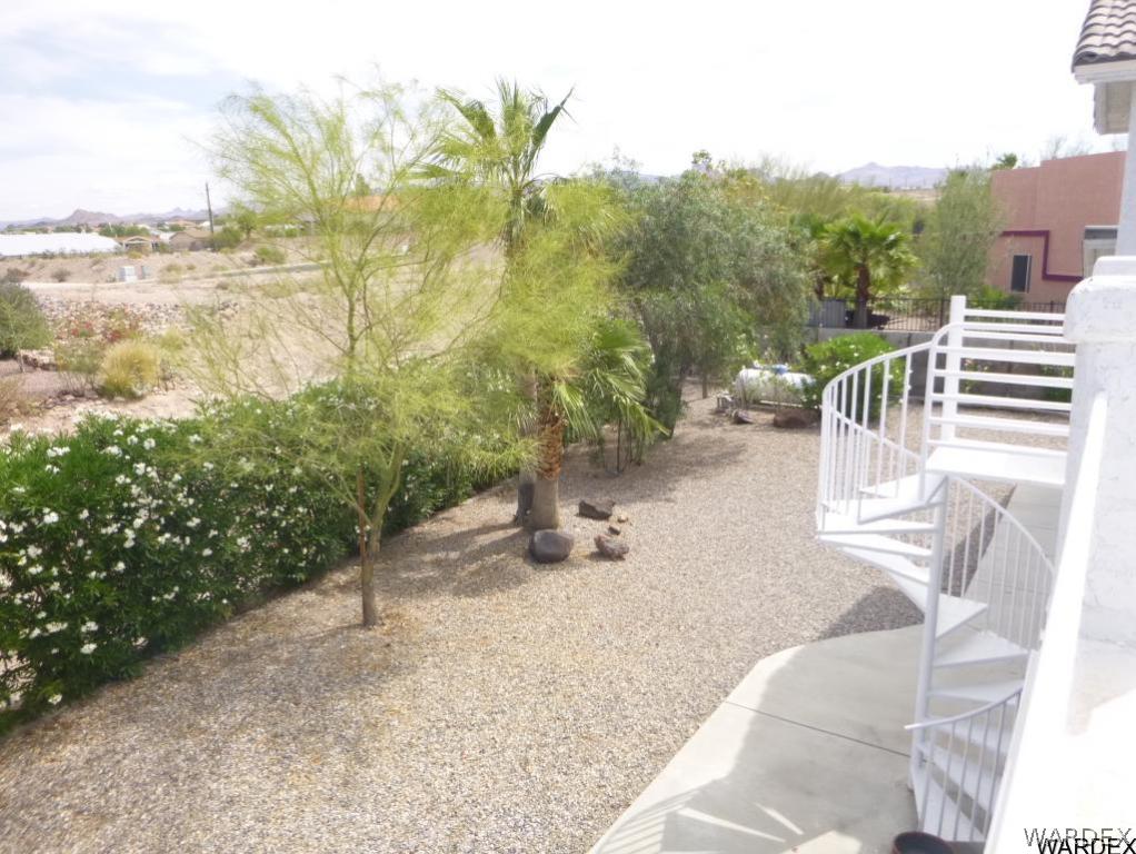 2073 Pegasus Ranch Road Bullhead City, AZ 86429 - Photo 33 of 36 Spiral Stairs Landscape