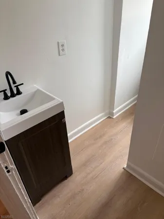 $2,850 | 6 Lackawanna Place, Unit 1R, South Orange, NJ 07079