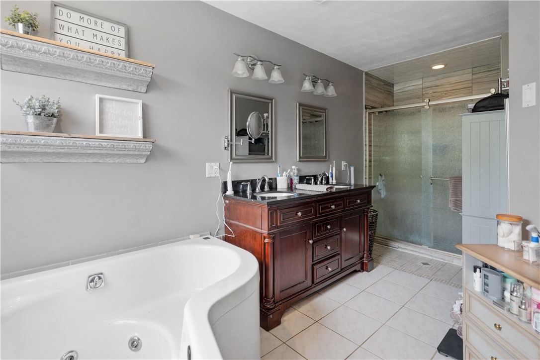 178 Council Rock Road Cranston, RI 02921 - Photo 18 of 40 Gallery Image 18
