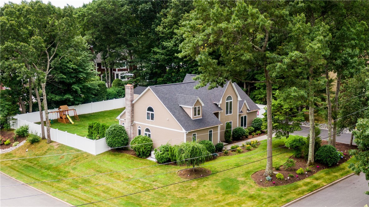 178 Council Rock Road Cranston, RI 02921 - Photo 2 of 40 Gallery Image 2