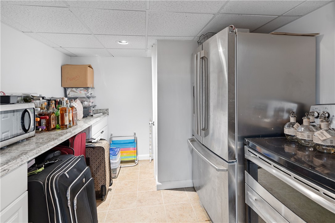 178 Council Rock Road Cranston, RI 02921 - Photo 35 of 40 Gallery Image 35