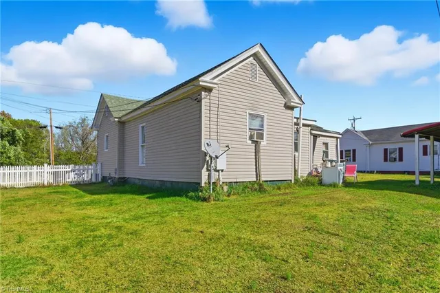 $155,000 | 611 Riverside Drive, Eden, NC 27288