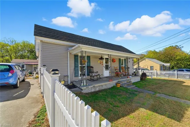 $155,000 | 611 Riverside Drive, Eden, NC 27288