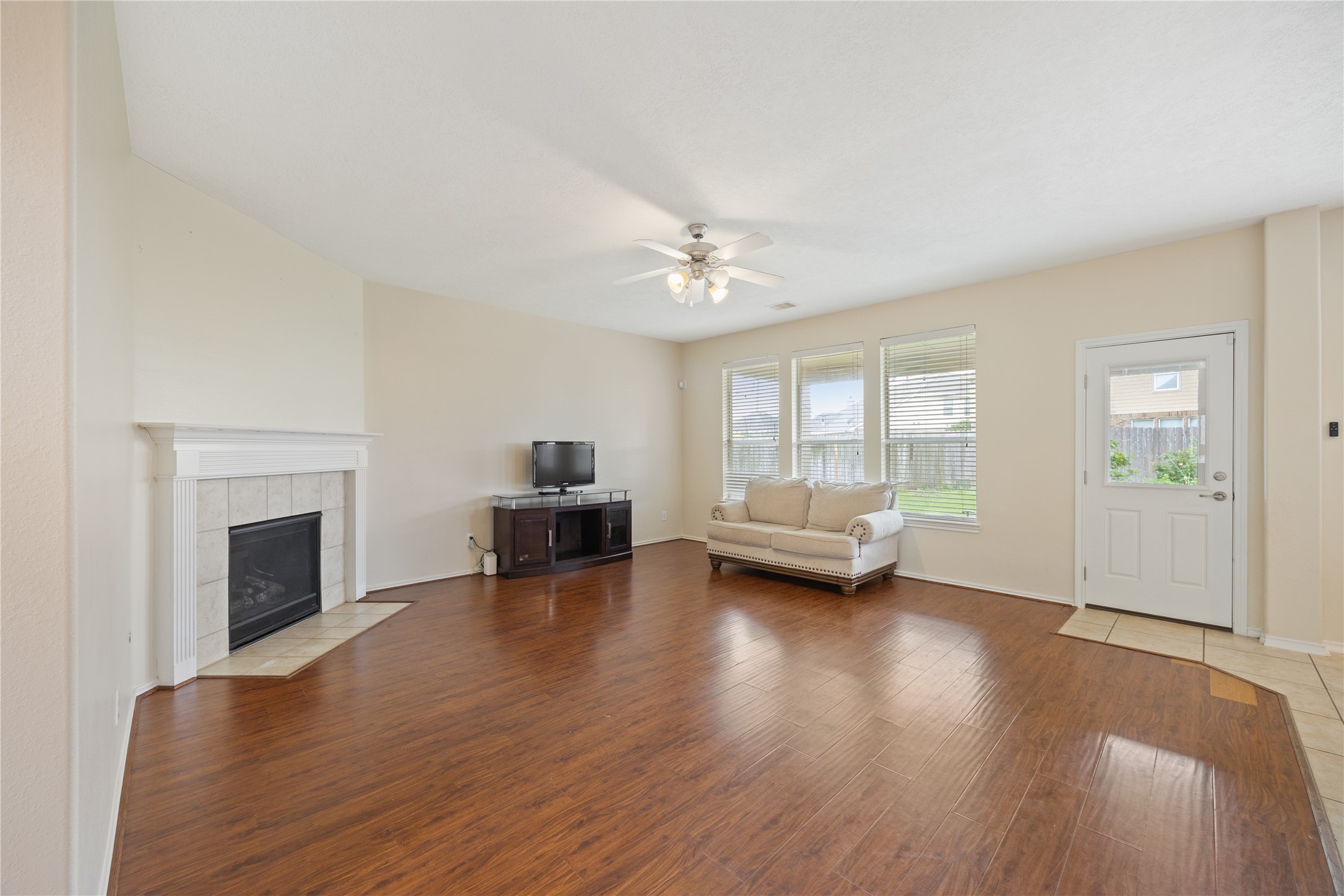 3643 Avalon Spring Lane Spring, TX 77386 - Photo 7 of 42