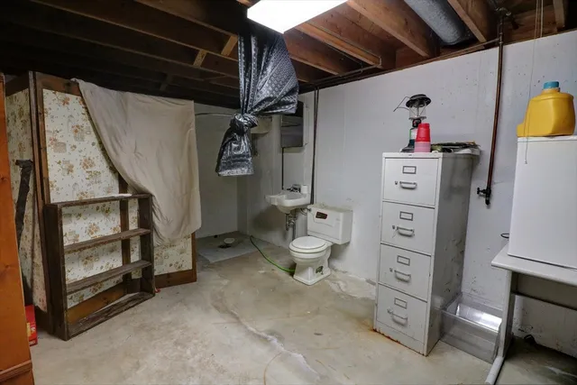 $114,900 | 105 South Wilson Street, Hillsboro, KS 67063