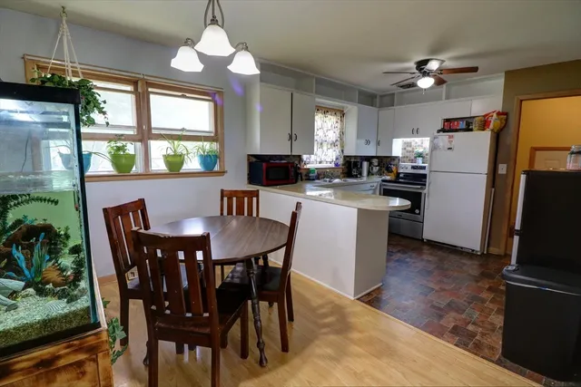 $114,900 | 105 South Wilson Street, Hillsboro, KS 67063