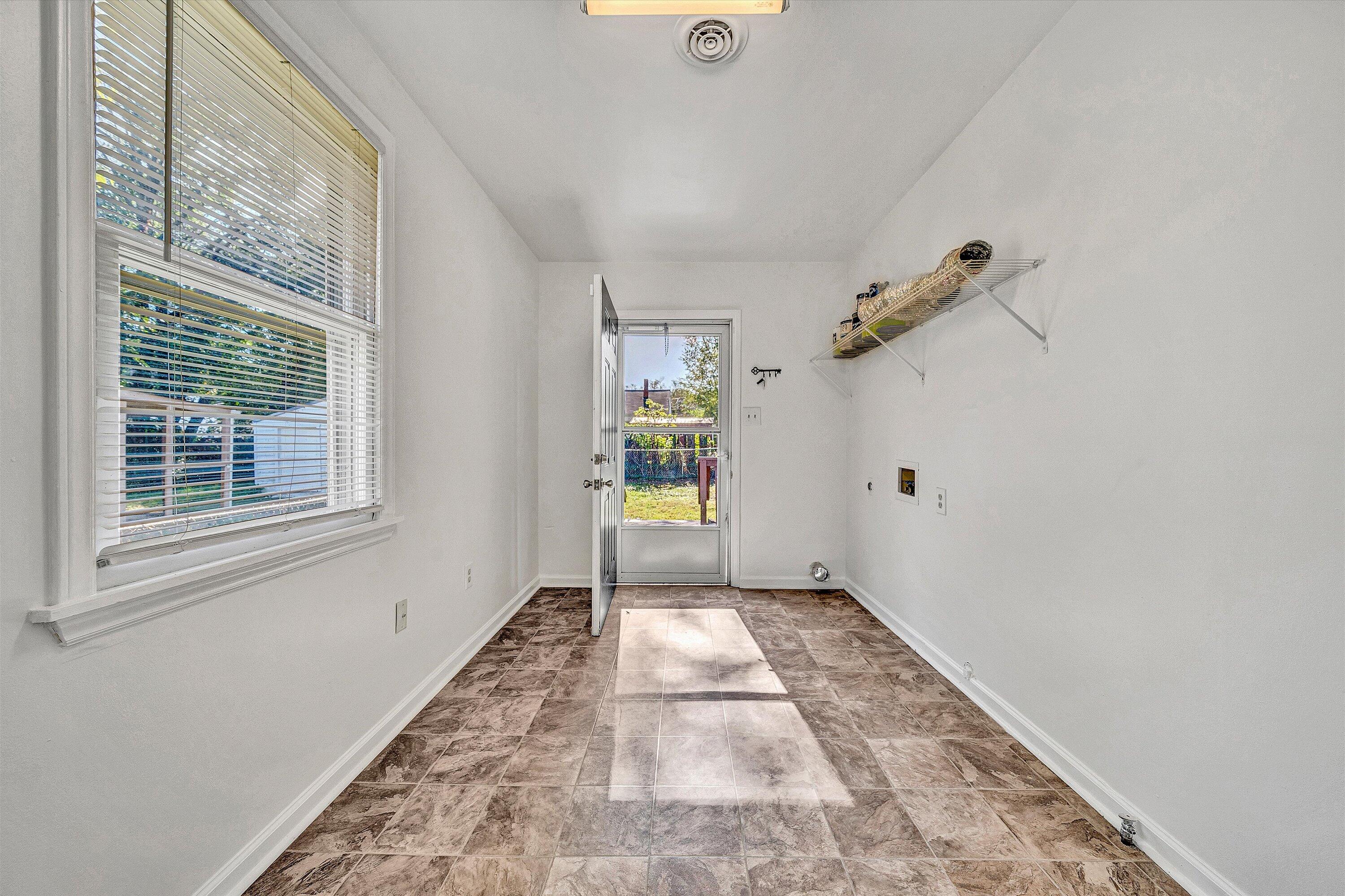 115 Liberty Road Northeast Roanoke, VA 24012 - Photo 19 of 24 a view of an empty room with a window