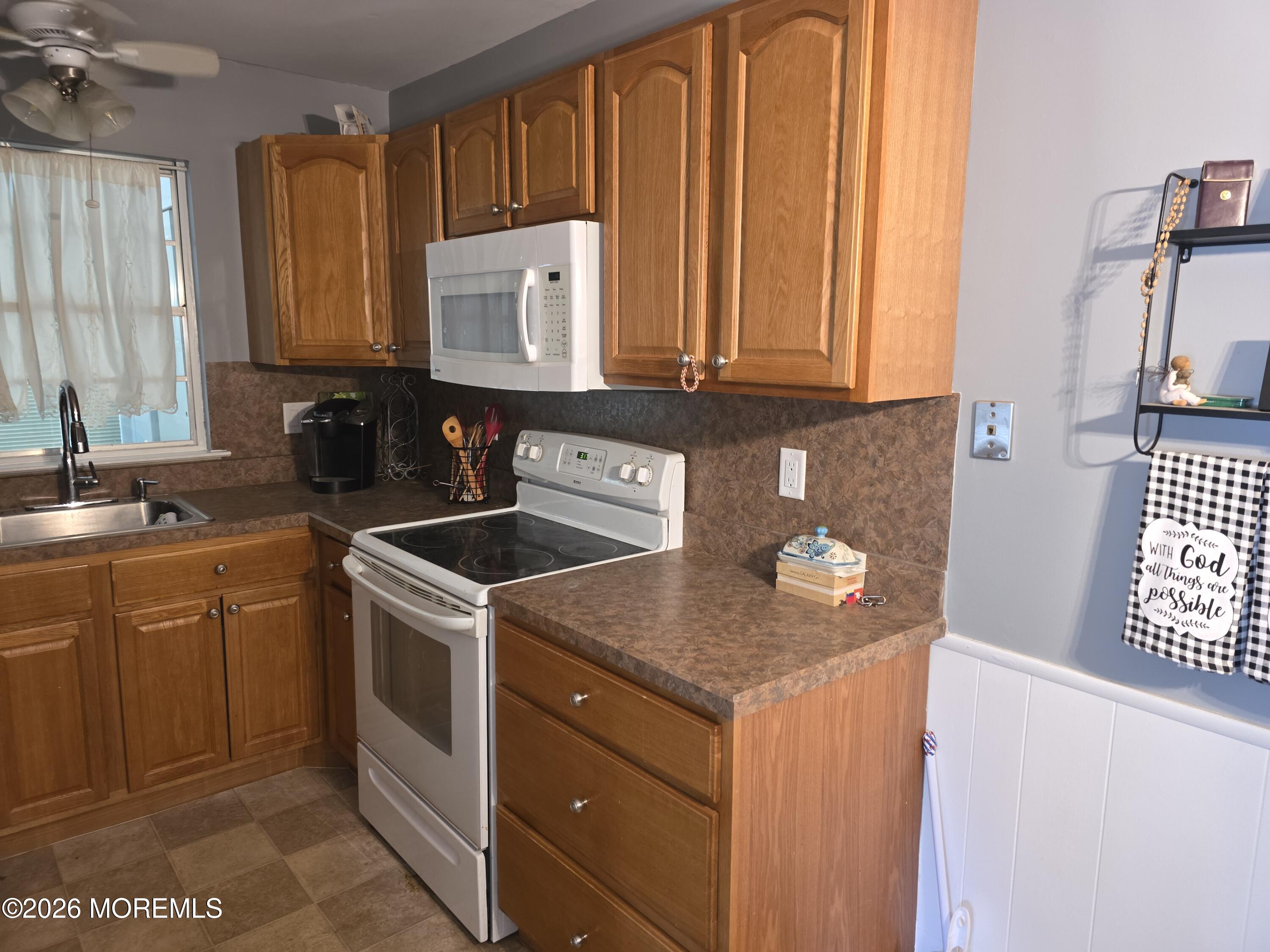 210 Laurel Place Clementon, NJ 08021 - Photo 5 of 9 20260608_170634