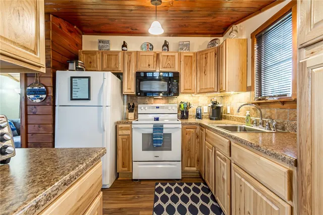 $249,900 | 5413 Wadsworth Cove, Geneseo, NY 14454