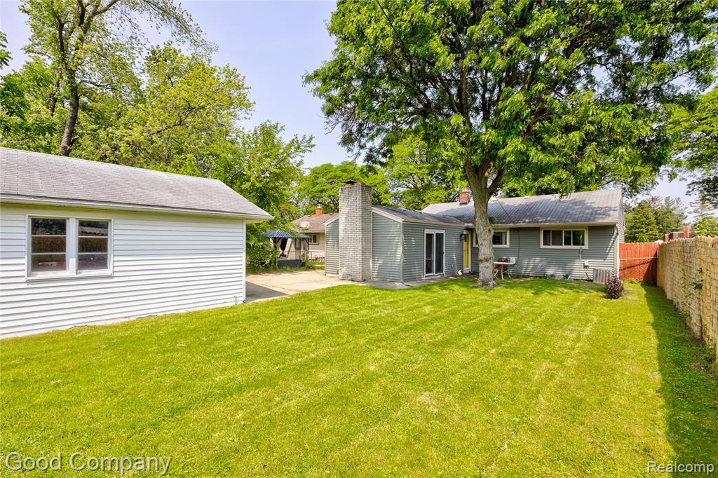 4217 Crooks Road Royal Oak, MI 48073 - Photo 48 of 50