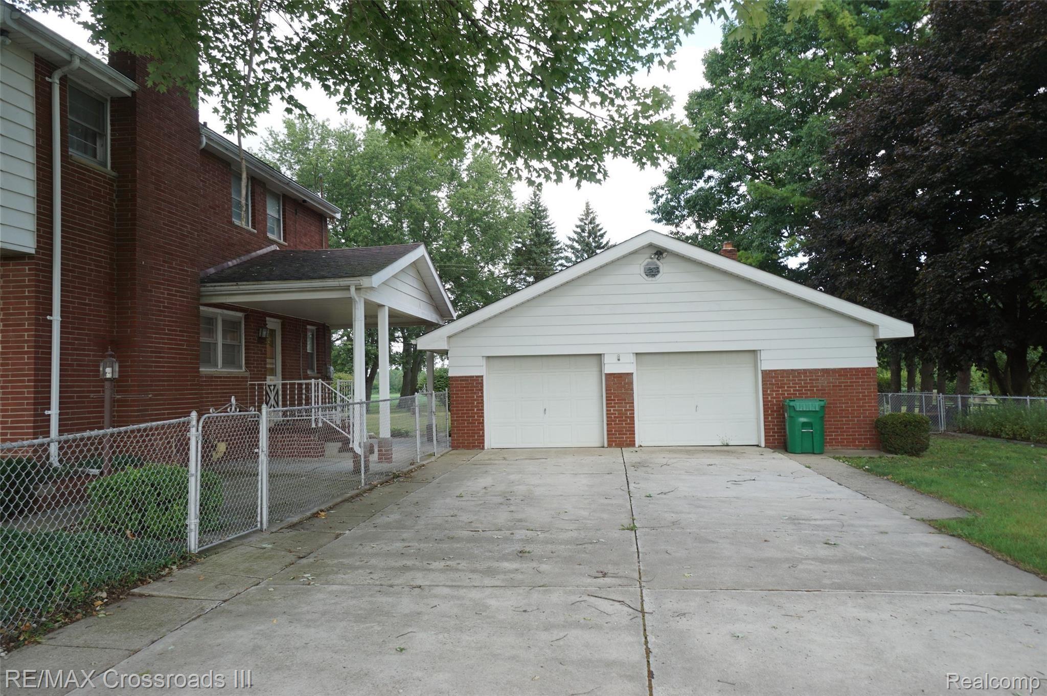 48024 Bemis Road Belleville, MI 48111 - Photo 33 of 34 DSC03905 - Copy.JPG