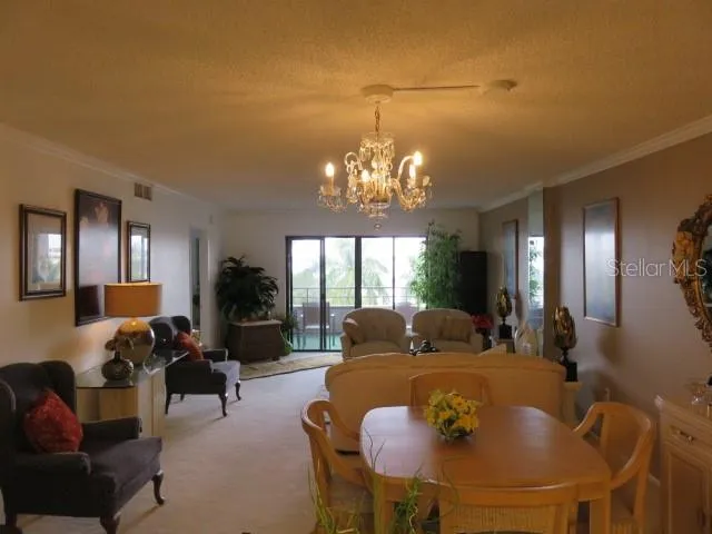 $2,100 | 1400 1st Avenue West, Unit 504, Bradenton, FL 34205