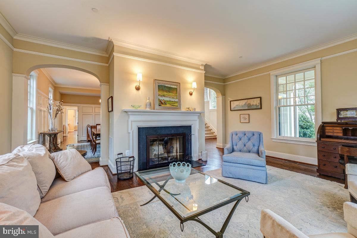 5607 Chesterbrook Road Bethesda, MD 20816 - Photo 12 of 65