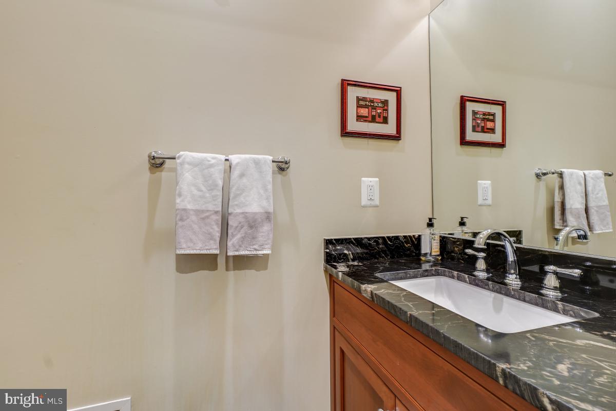 5607 Chesterbrook Road Bethesda, MD 20816 - Photo 26 of 65